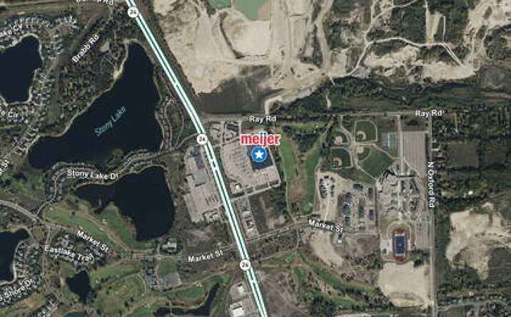 Pictures of Retail property located at 900 N Lapeer Rd, Oxford, MI 48371 for lease - image #1