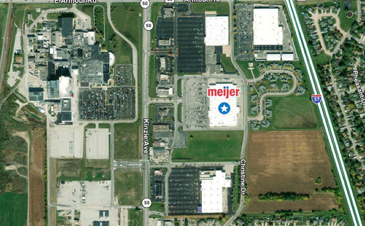 Pictures of Retail property located at 990 N Kinzie Ave, Bradley, IL 60915 for lease - image #1