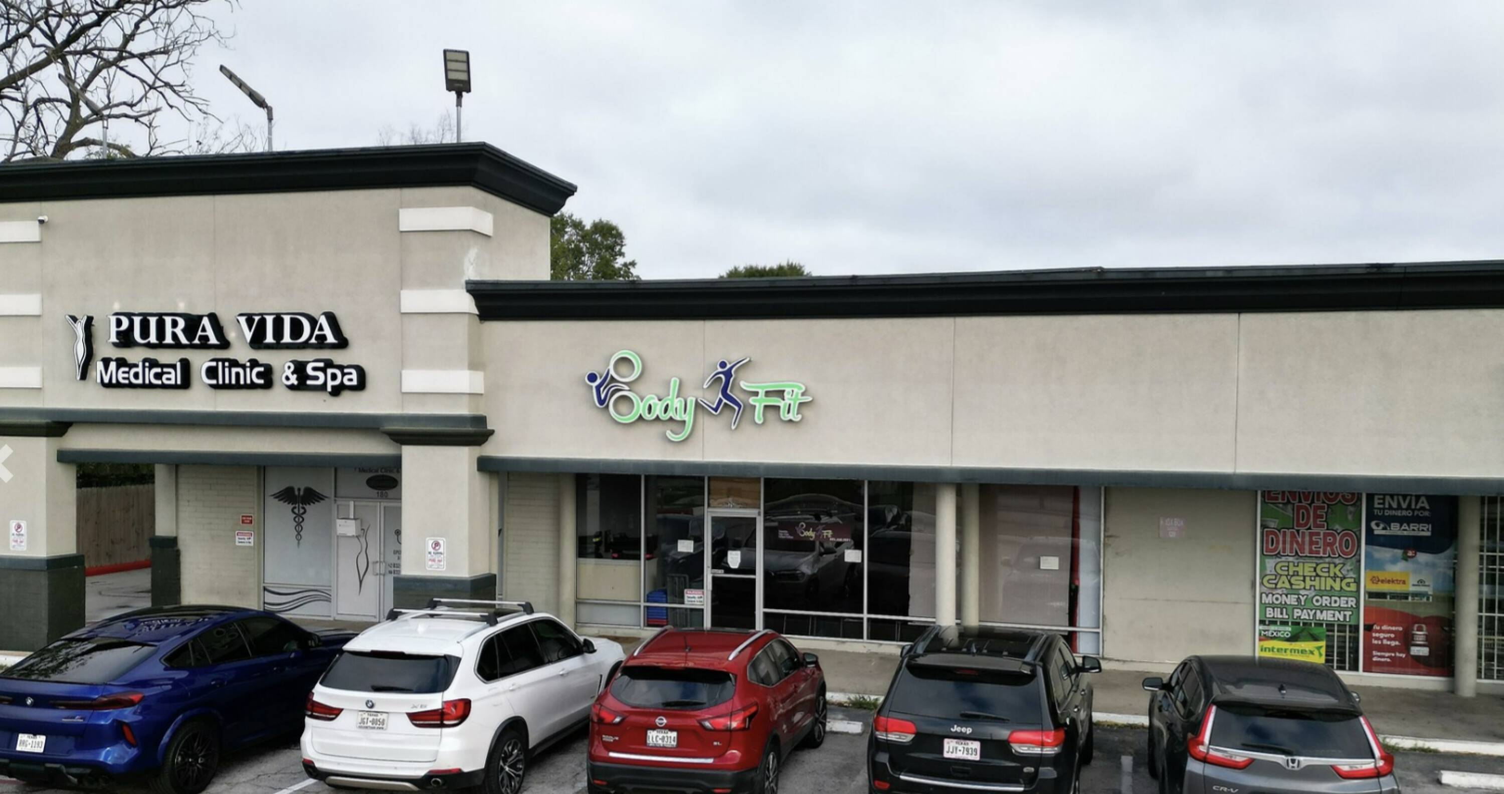 918 W Southmore Ave, Pasadena, TX 77502