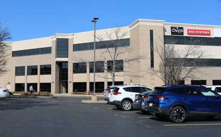 Pictures of Office property located at 16 Executive Dr, Fairview Heights, IL 62208 for lease - image #1