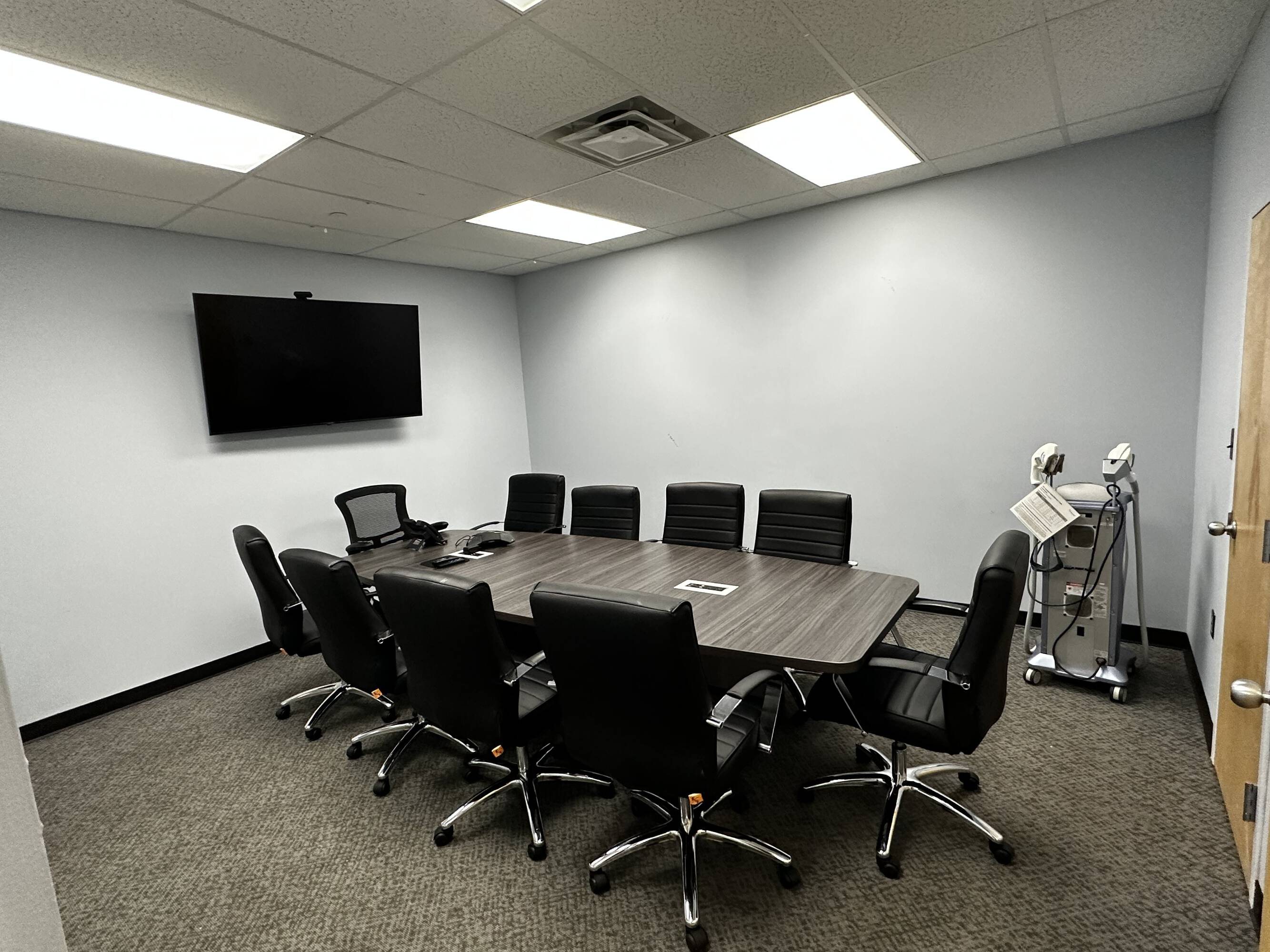 175 I U Willets Rd, Albertson, NY 11507