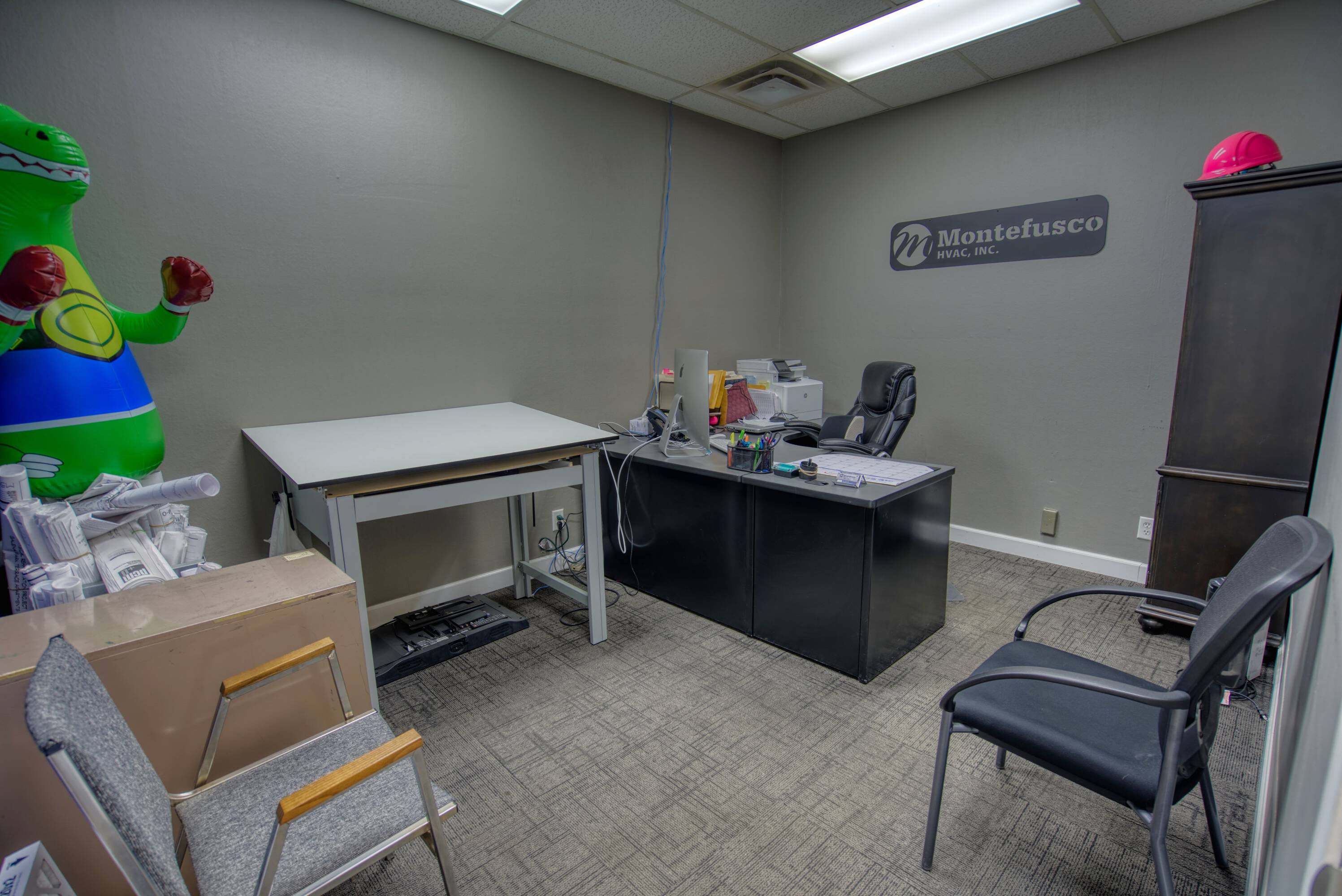 2200 W Altorfer Dr, Peoria, IL 61615