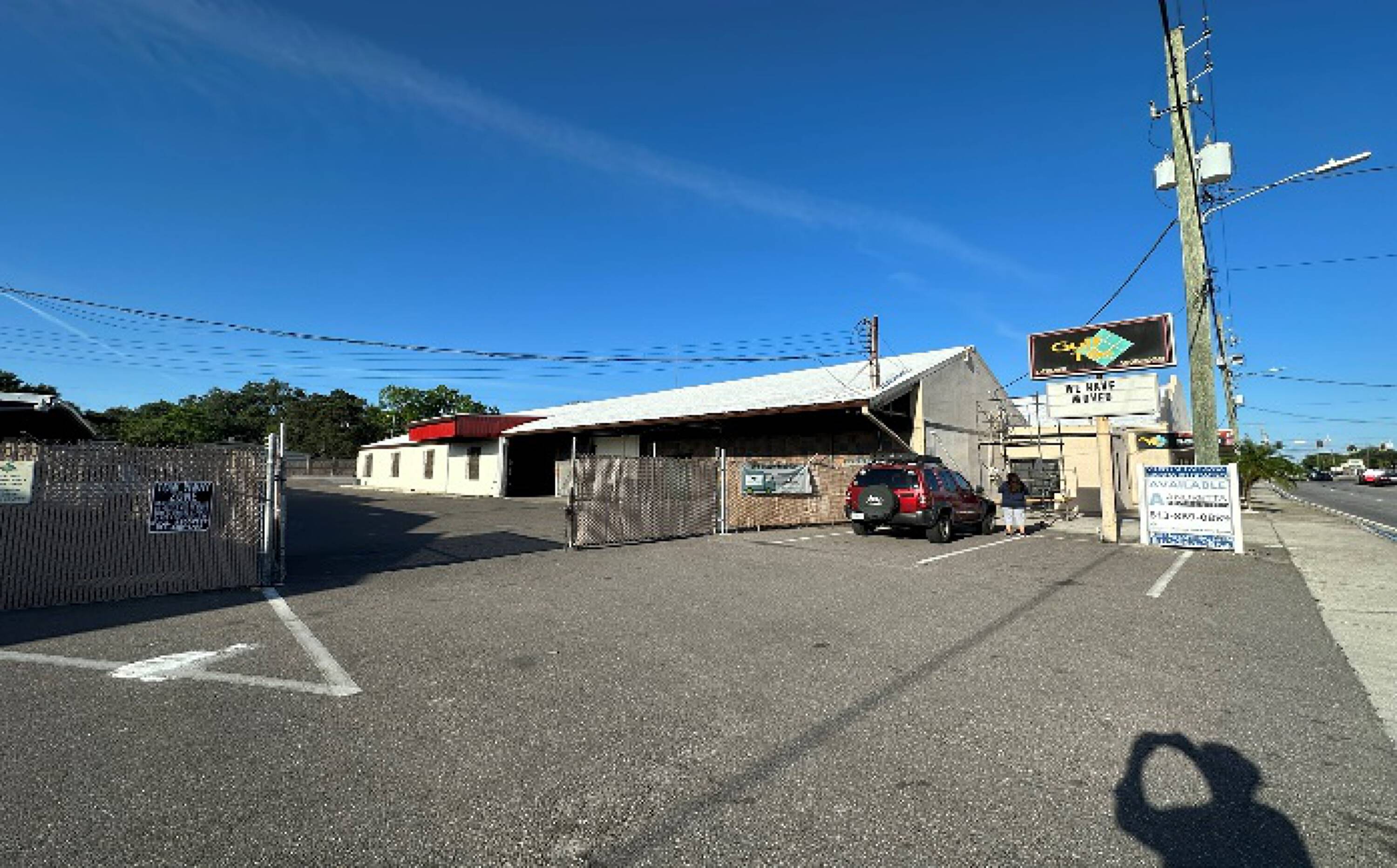 2318 W Columbus Dr, Tampa, FL 33607