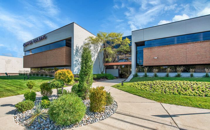Pictures of Office property located at 23800 Orchard Lake Rd, Farmington Hills, MI 48336 for lease - image #1