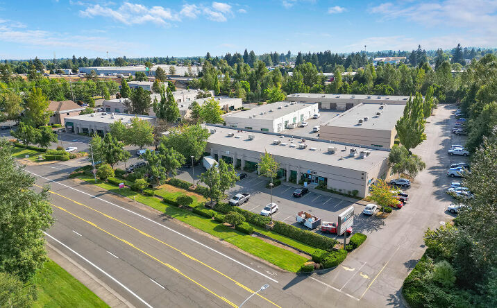 Pictures of Office property located at 200 Hawthorne Ave SE, Salem, OR 97301 for lease - image #1