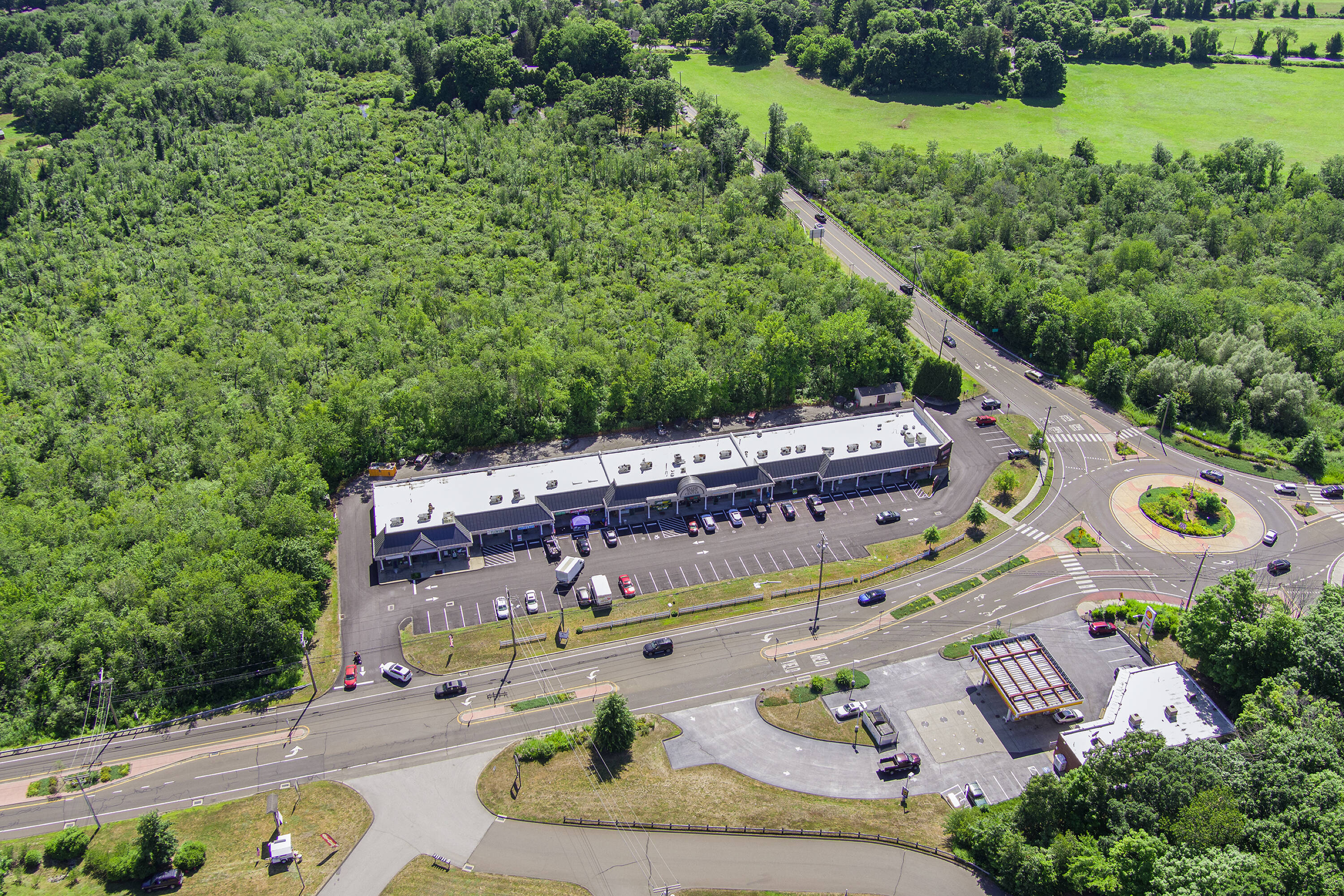 1 New London Rd, Salem, CT 06420