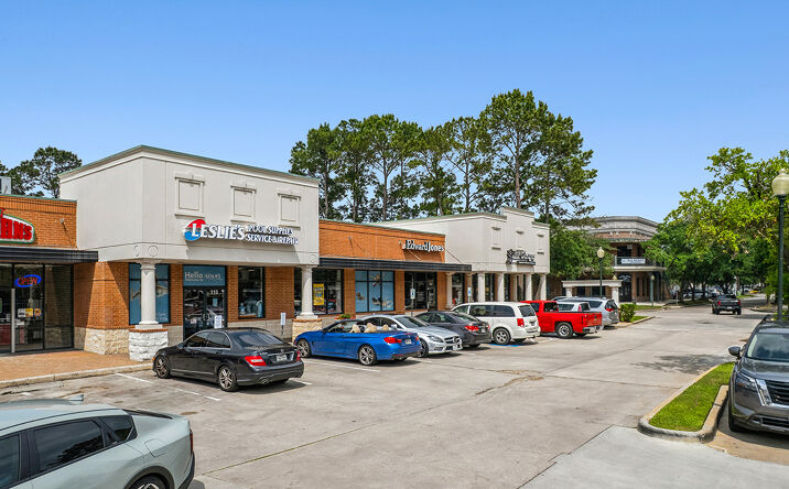 Pictures of Retail property located at 2855 West Lake Houston Parkway, Kingwood, TX 77339 for lease - image #1