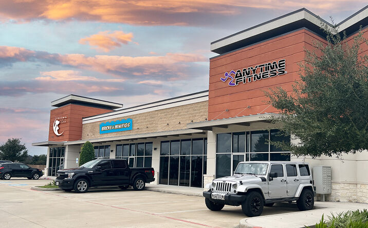 Pictures of Retail property located at 7850 W Grand Pkwy S, Richmond, TX 77406 for lease - image #1
