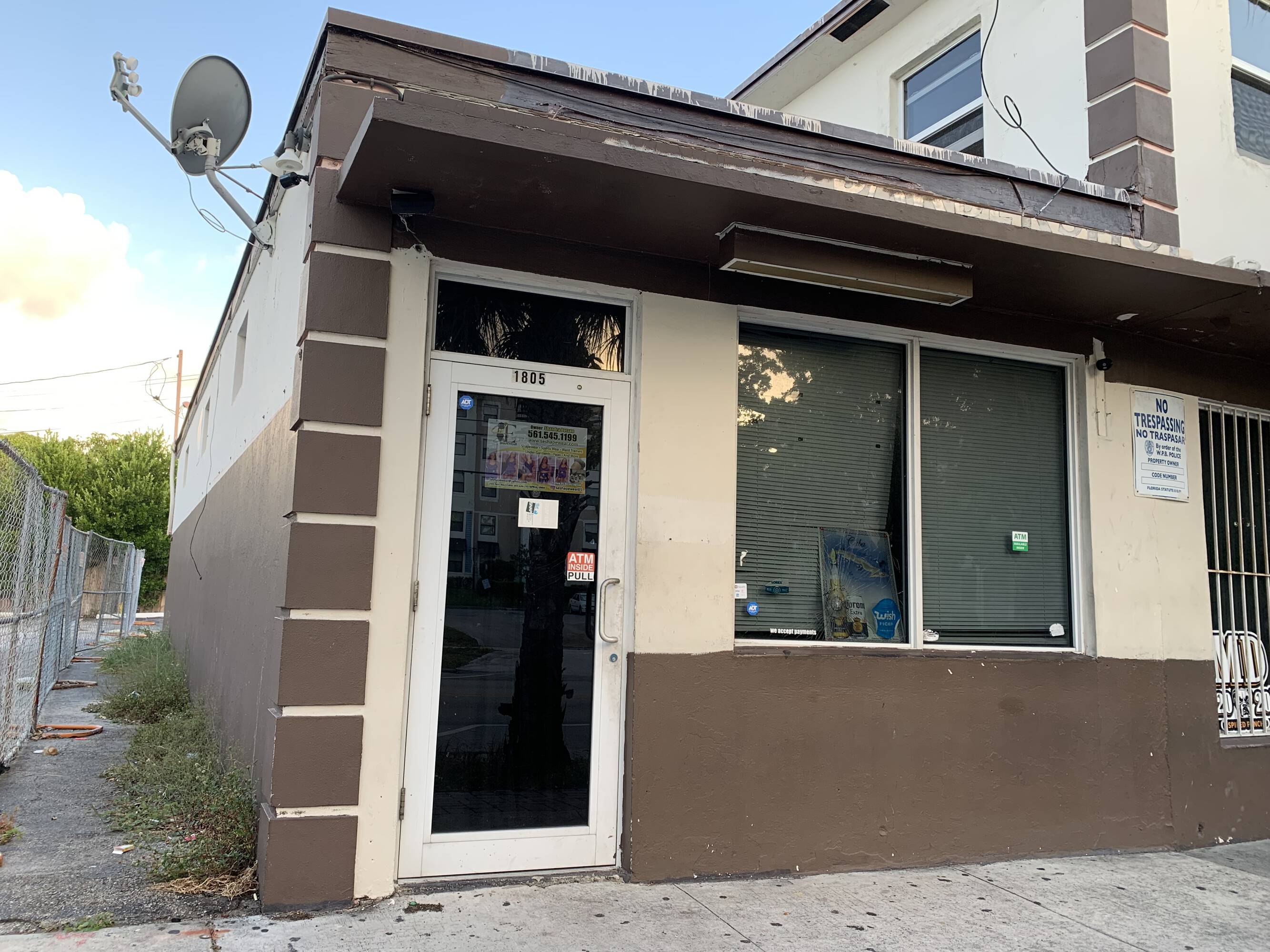 1813 N Tamarind Ave, West Palm Beach, FL 33407