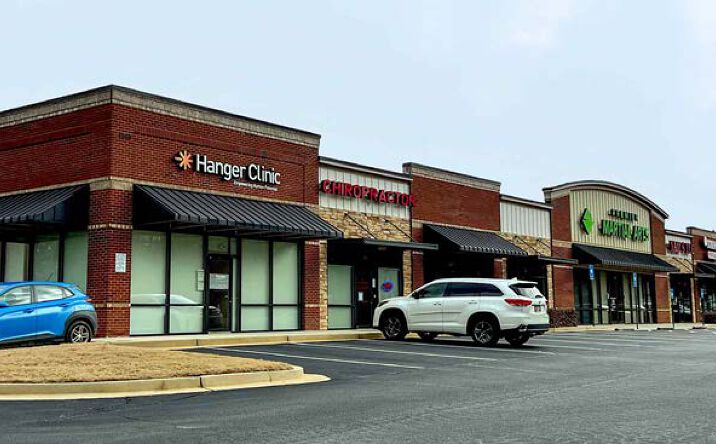Pictures of Retail, Restaurant property located at 1050 Richard D Sailors Pkwy, Powder Springs, GA 30127 for lease - image #1