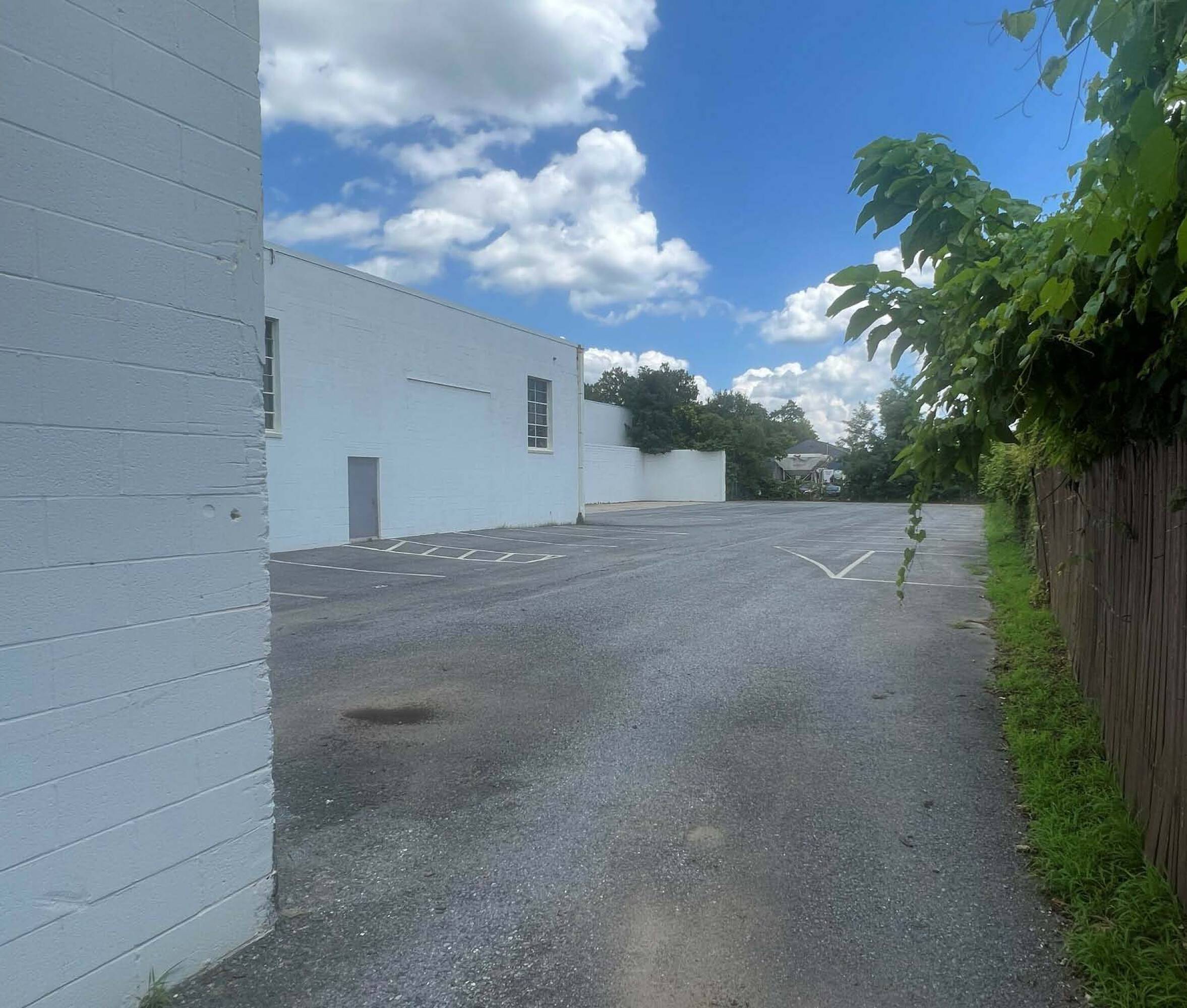 1140511409 Maryland Ave, Beltsville, MD 20705