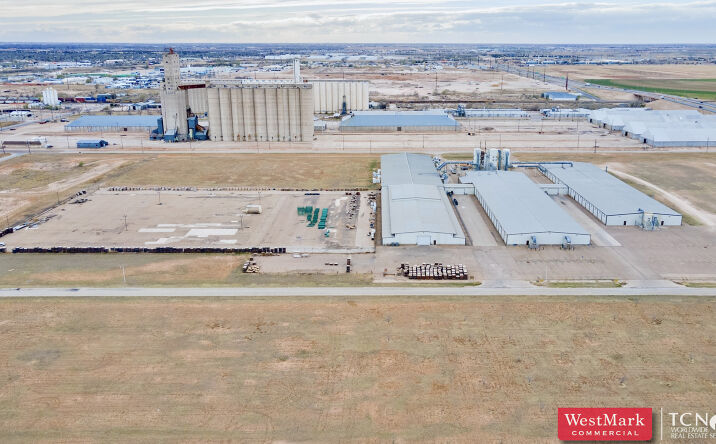 Pictures of Industrial property located at 2002 N Ave N, Lubbock, TX 79403 for lease - image #1