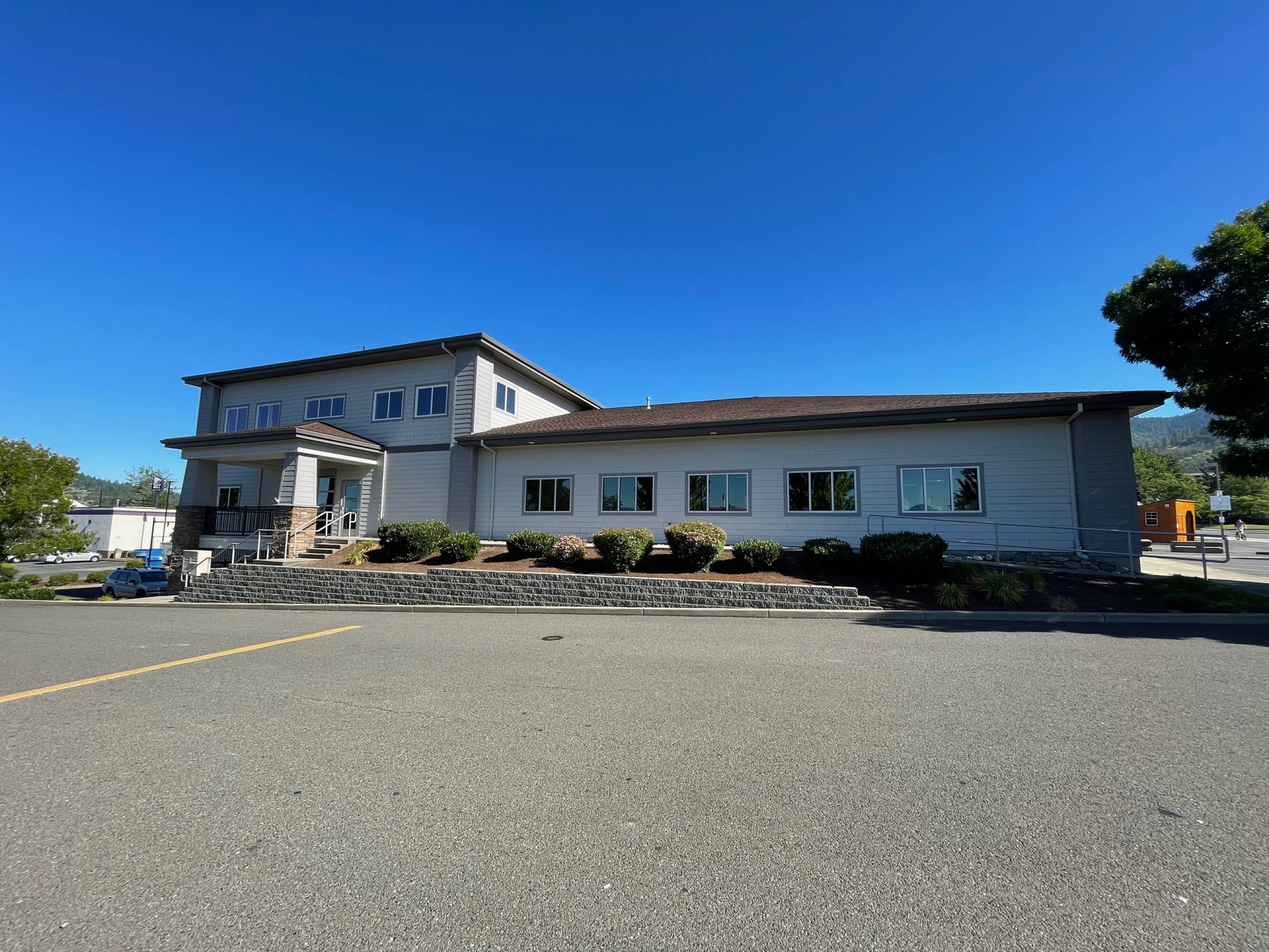 1830 NE 7th St, Grants Pass, OR 97526 | Crexi.com