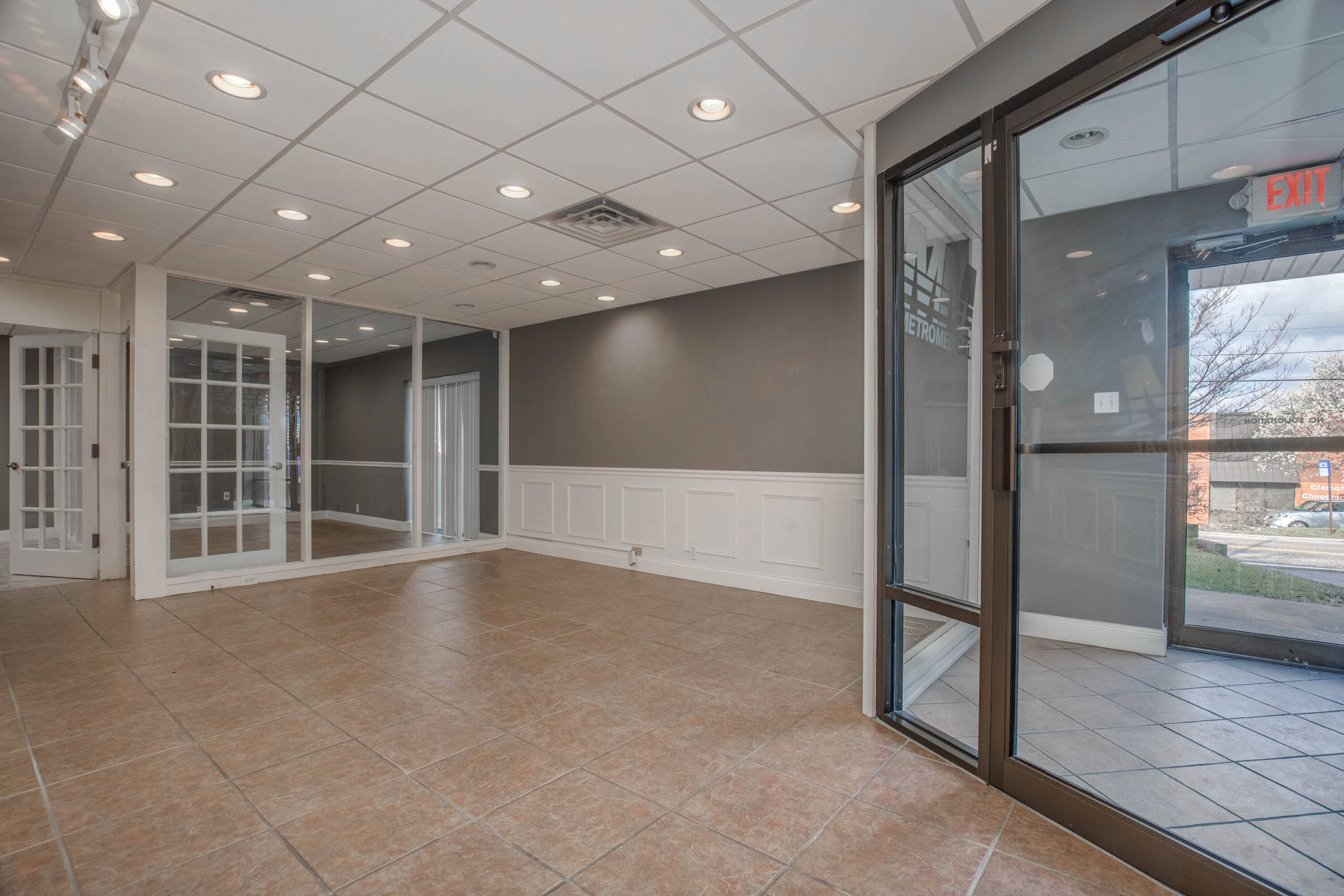 1600 N Warson Rd, St. Louis, MO 63132