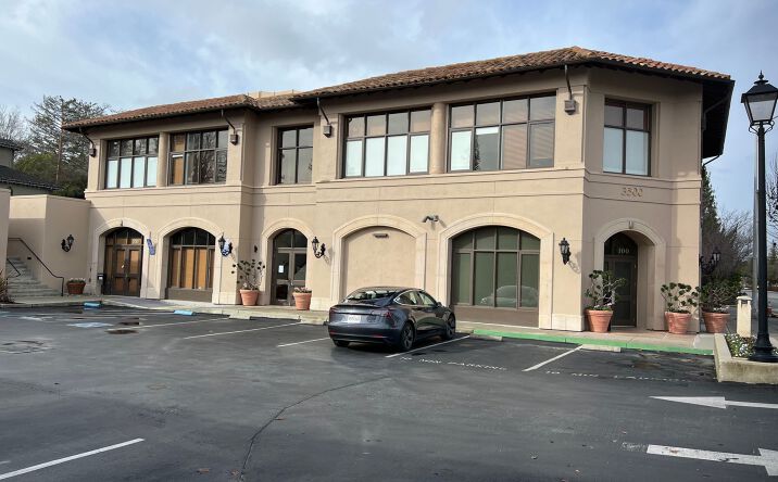 Pictures of Retail property located at 3500 Alameda de las Pulgas, Menlo Park, CA 94025 for lease - image #1