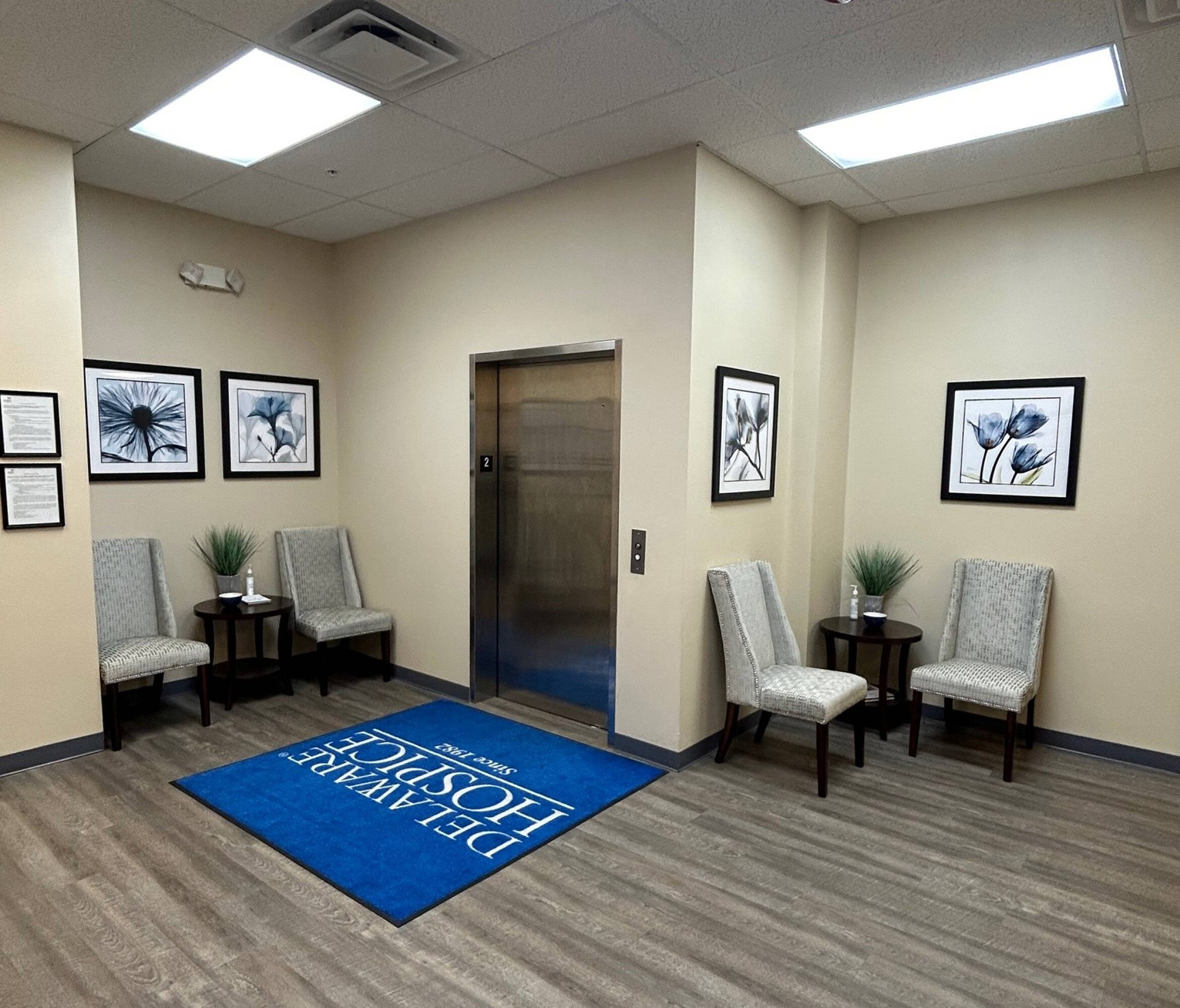 16 Polly Drummond Shopping Center, Newark, DE 19711