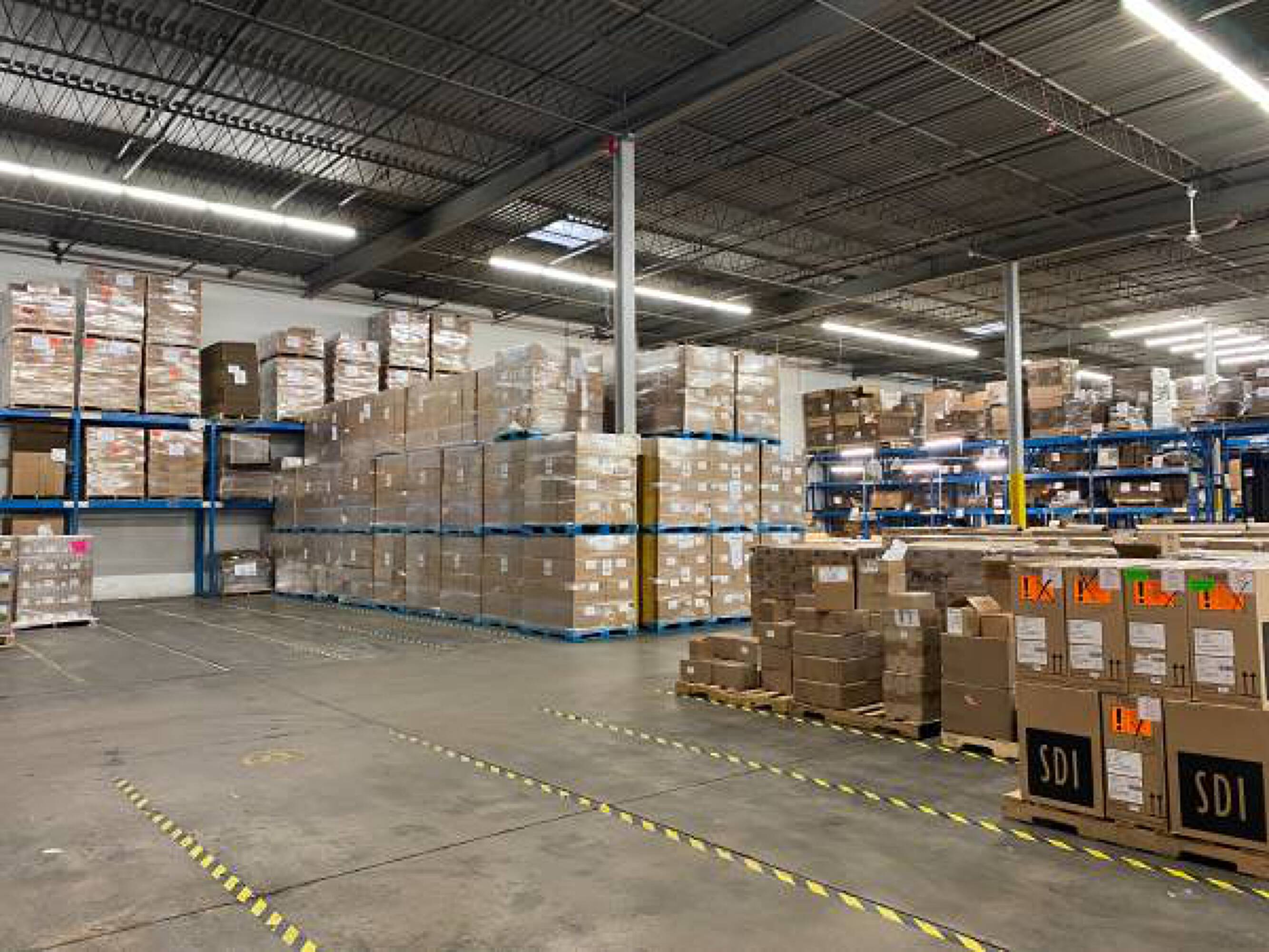 1201 Mark St, Elk Grove Village, IL 60007