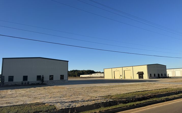 Pictures of Office, Industrial property located at 107 Aero Smith Dr, Richland, MS 39218 for lease - image #1