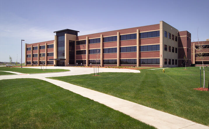 Pictures of Office property located at 12421 Meredith Dr, Urbandale, IA 50323 for lease - image #1