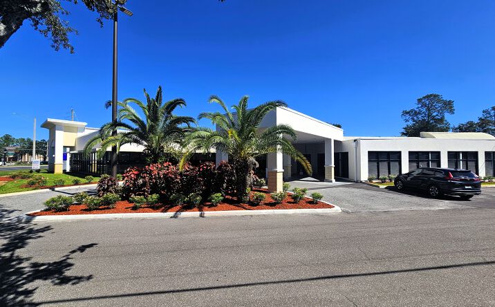 Pictures of Office property located at 9765 San Jose Blvd, Jacksonville, FL 32257 for lease - image #1