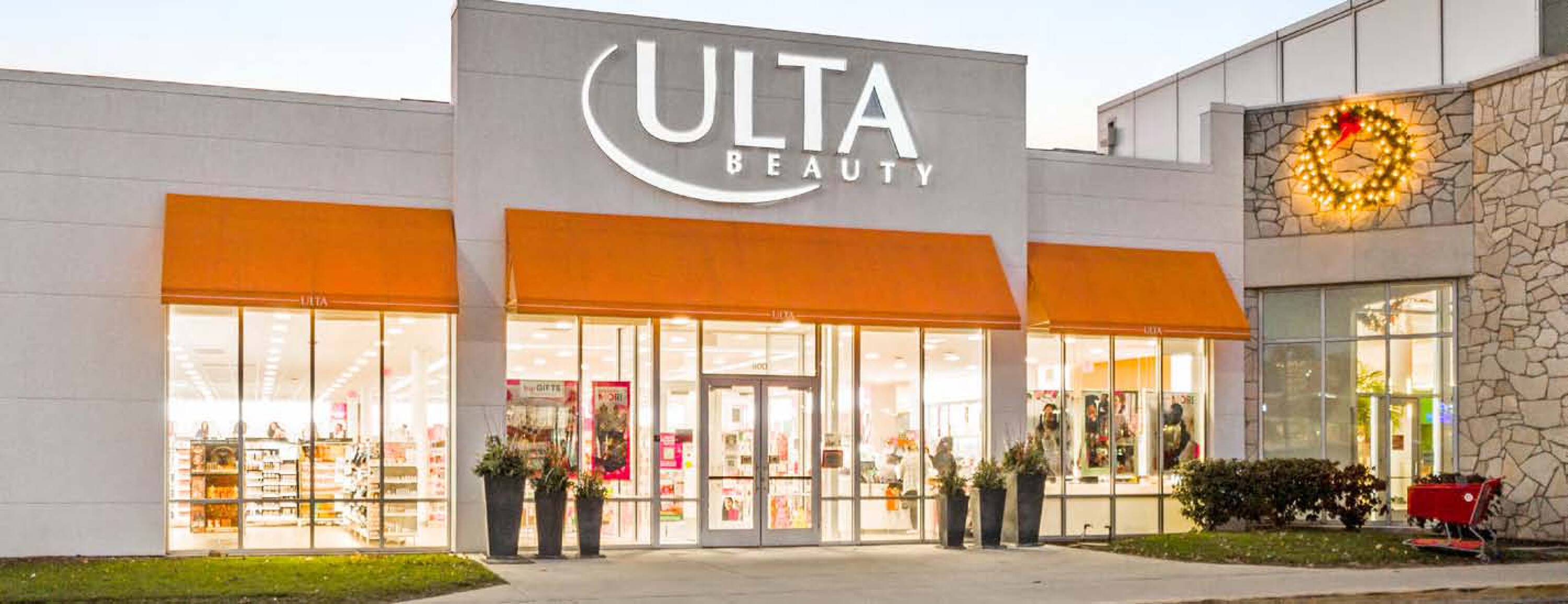 239 Golf mill Center, Niles, IL 60714