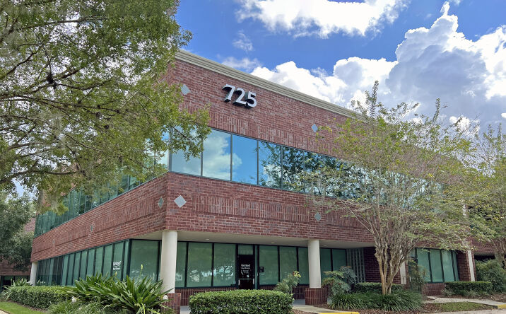 Pictures of Office property located at 725 Primera Blvd, Lake Mary, FL 32746 for lease - image #1