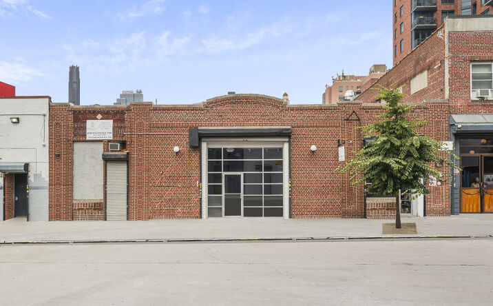 Pictures of Retail property located at 327 Douglass St, Brooklyn, NY 11217 for lease - image #1