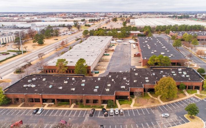 Pictures of Industrial property located at 4135-4165 Willow Lake Blvd (Bldg 9), Memphis, TN 38118 for lease - image #1