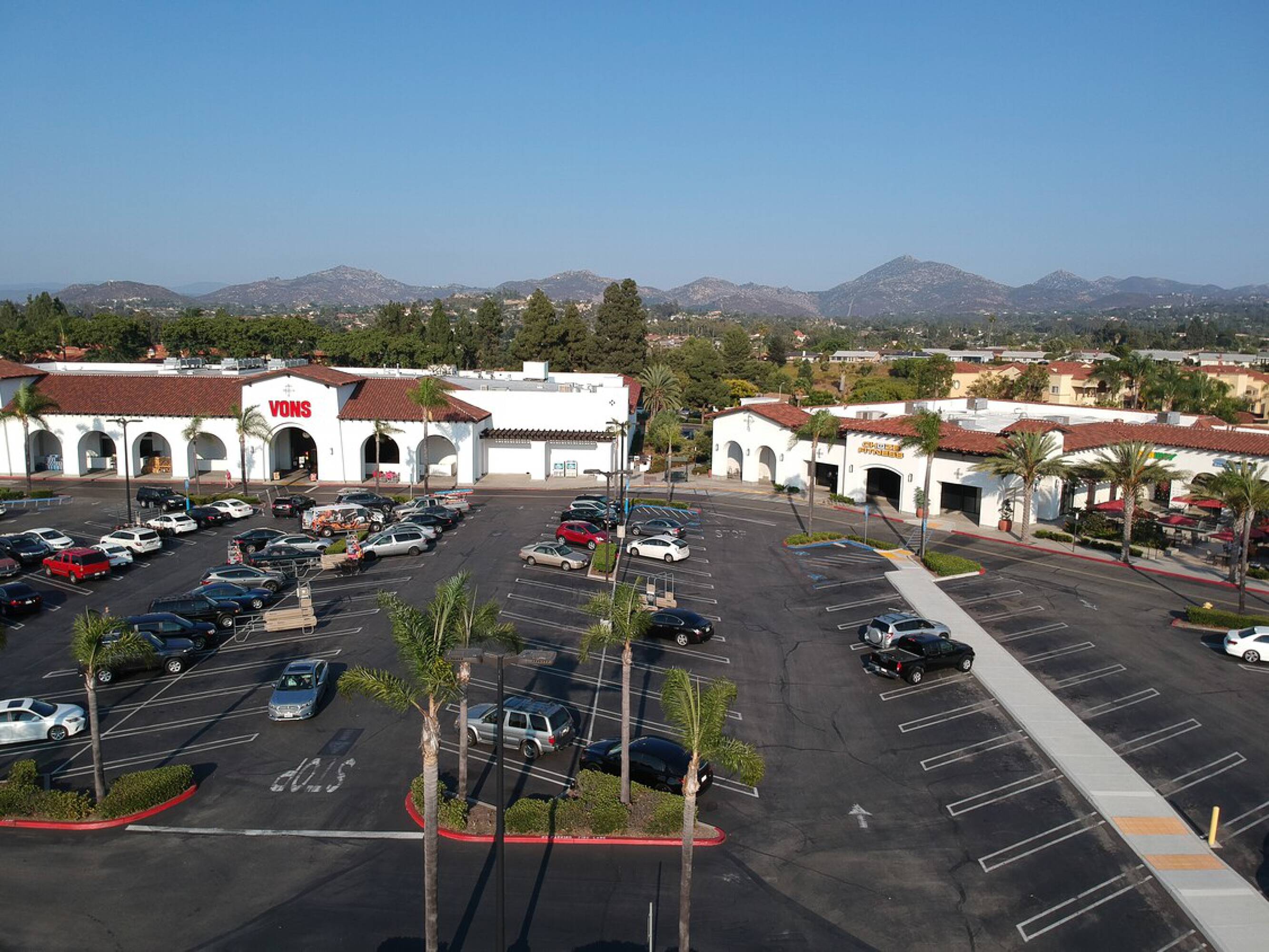 Rancho San Diego Towne Center, Shopping Mall