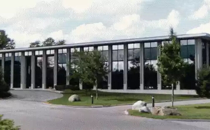 Pictures of Office property located at 70 Gatehouse Rd, Stamford, CT 06902 for lease - image #1