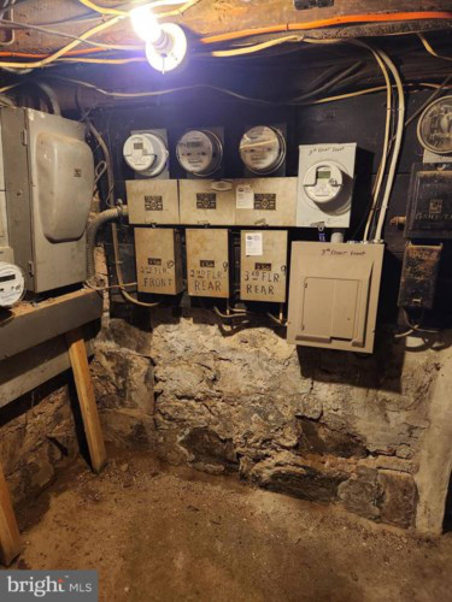 63 King St, Pottstown, PA 19464 Retail Space for Lease 63 King