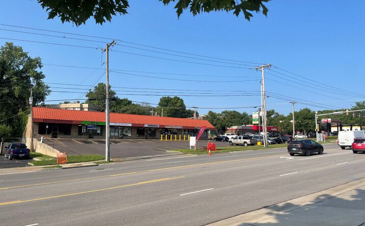 Pictures of Retail property located at 10217 W 75th St, Overland Park, KS 66204 for lease - image #1