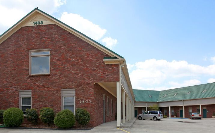 Pictures of Office property located at 1403 Southeast Weatherly Plaza, Huntsville, AL 35803 for lease - image #1