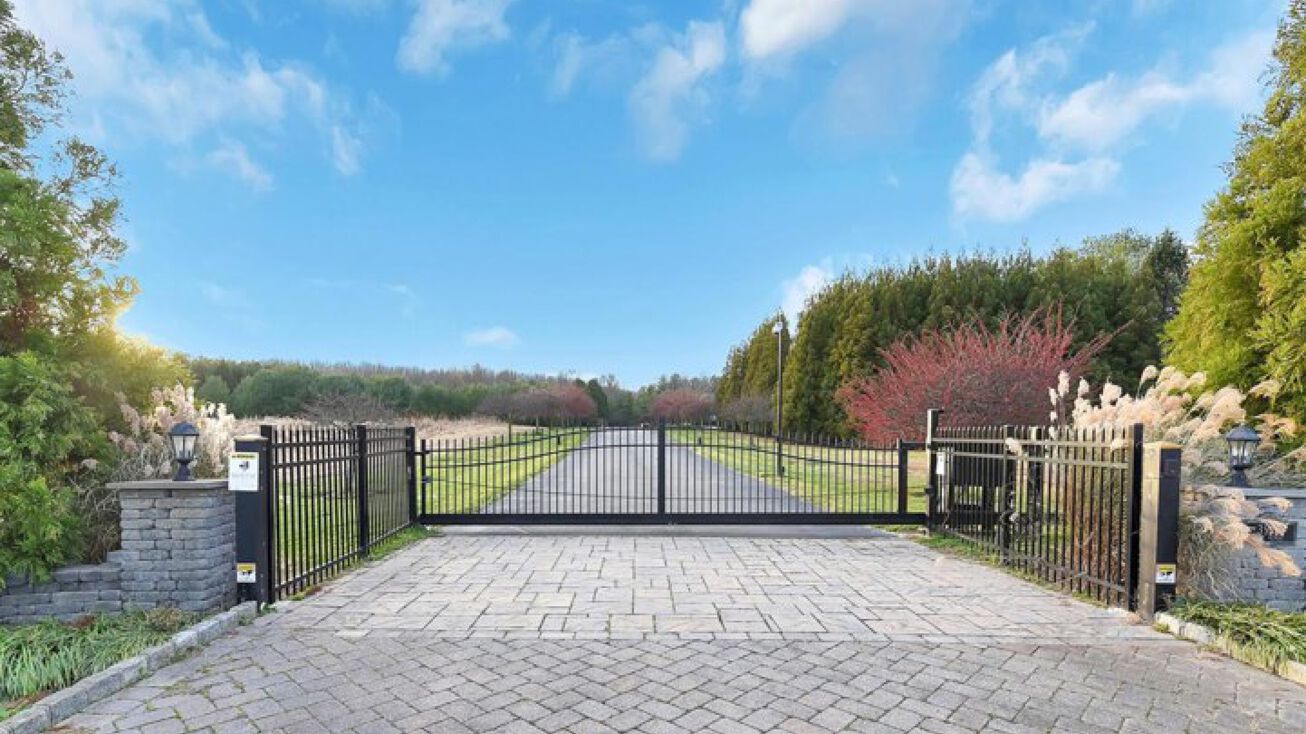 3919 Crosswicks Hamilton Square Rd, Hamilton Township, NJ 08691