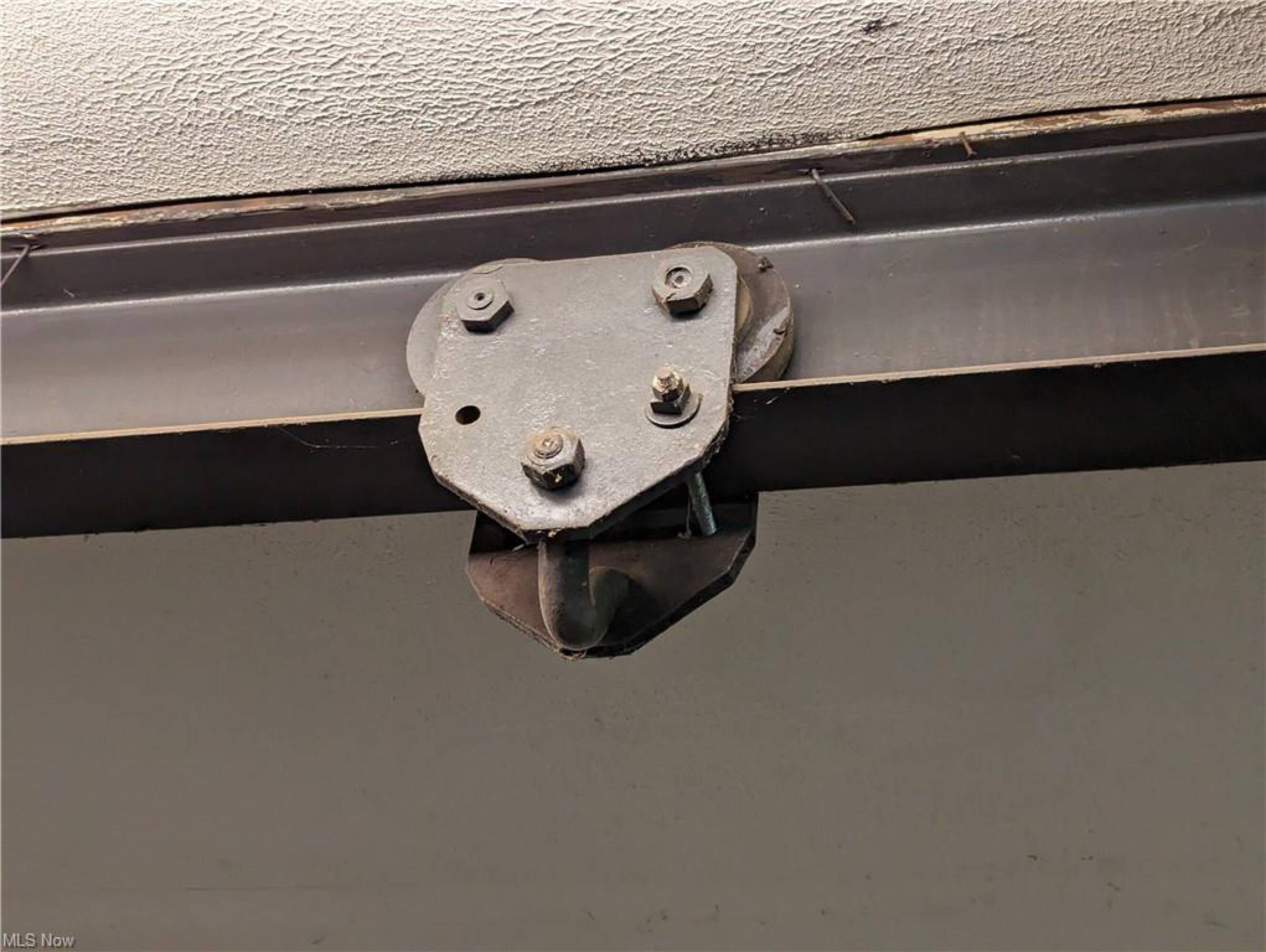 14200 Butternut Rd, Burton, OH 44021