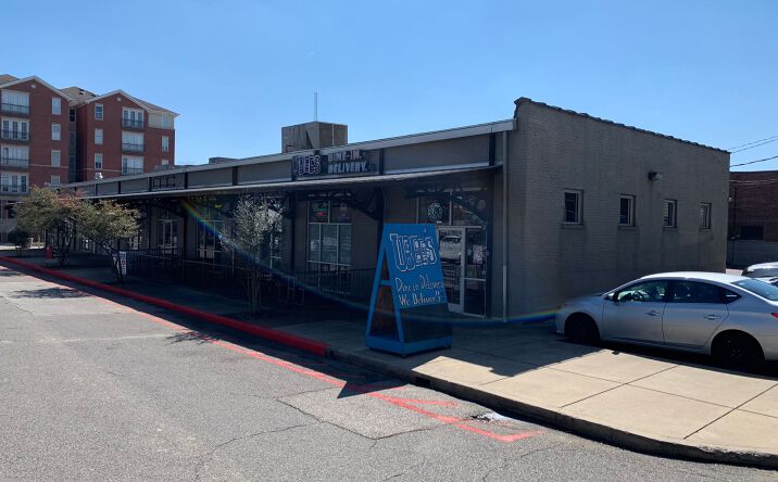 Pictures of Retail property located at 521 S Highland St, Memphis, TN 38111 for lease - image #1
