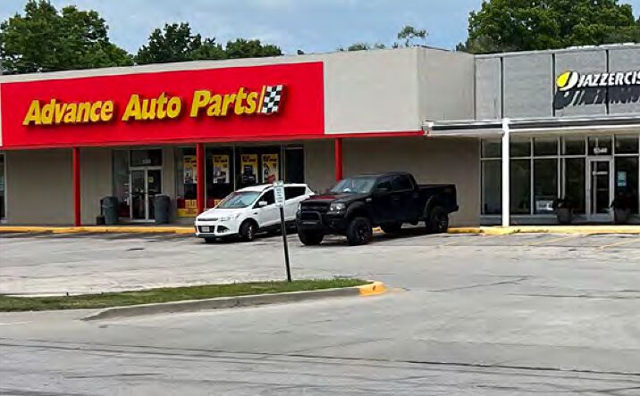 Pictures of Retail property located at 5320-5380 Johnson Drive, Mission, KS 66205 for lease - image #1