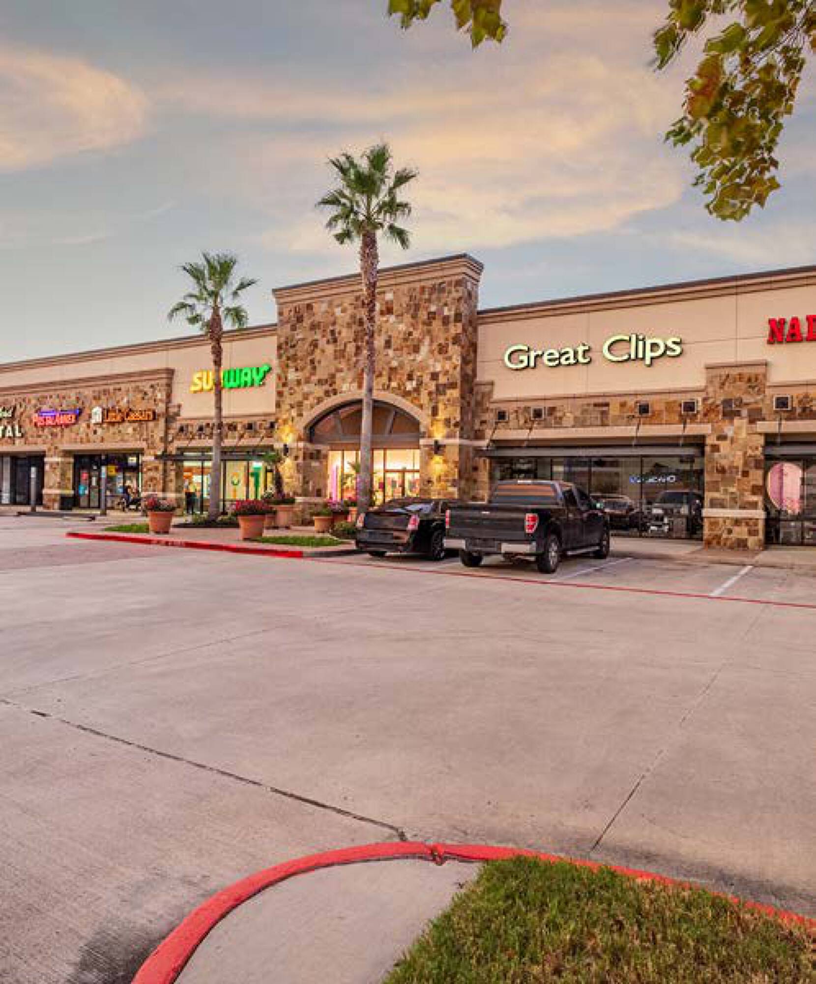 Imperial Oaks Shopping Center