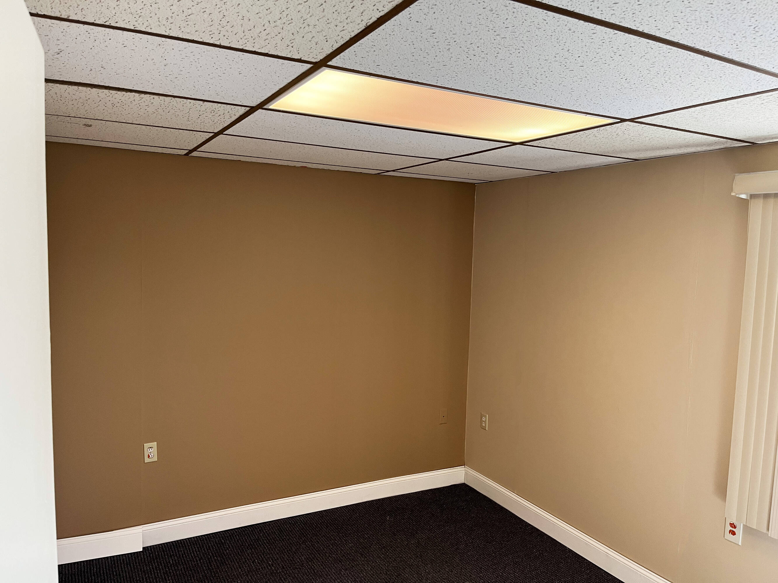 928 French Rd, Cheektowaga, NY 14227