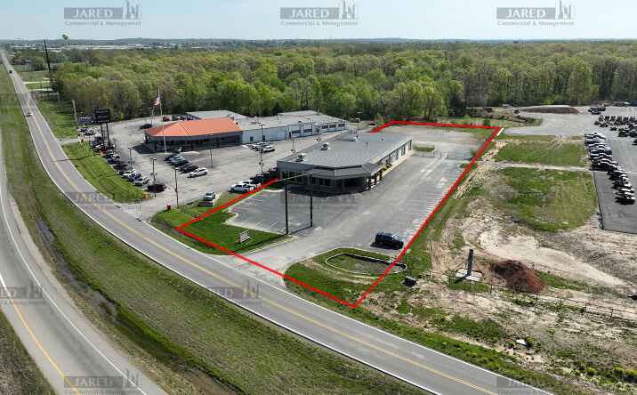 Pictures of Industrial property located at 2410 Evergreen Pkwy, Lebanon, MO 65536 for lease - image #1