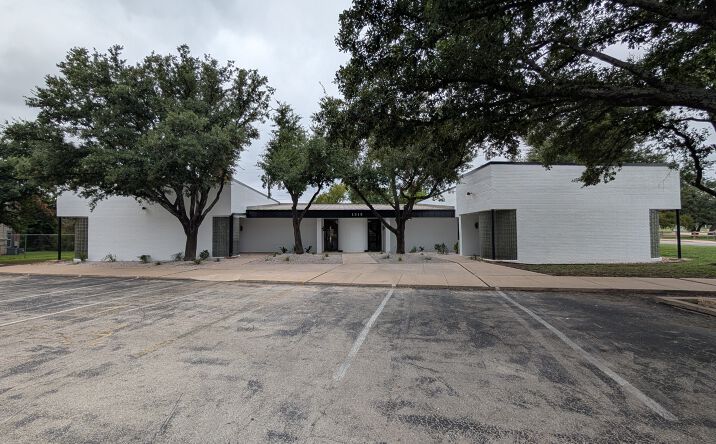 Pictures of Office property located at 1315 Sam Bass Cir, Round Rock, TX 78681 for lease - image #1