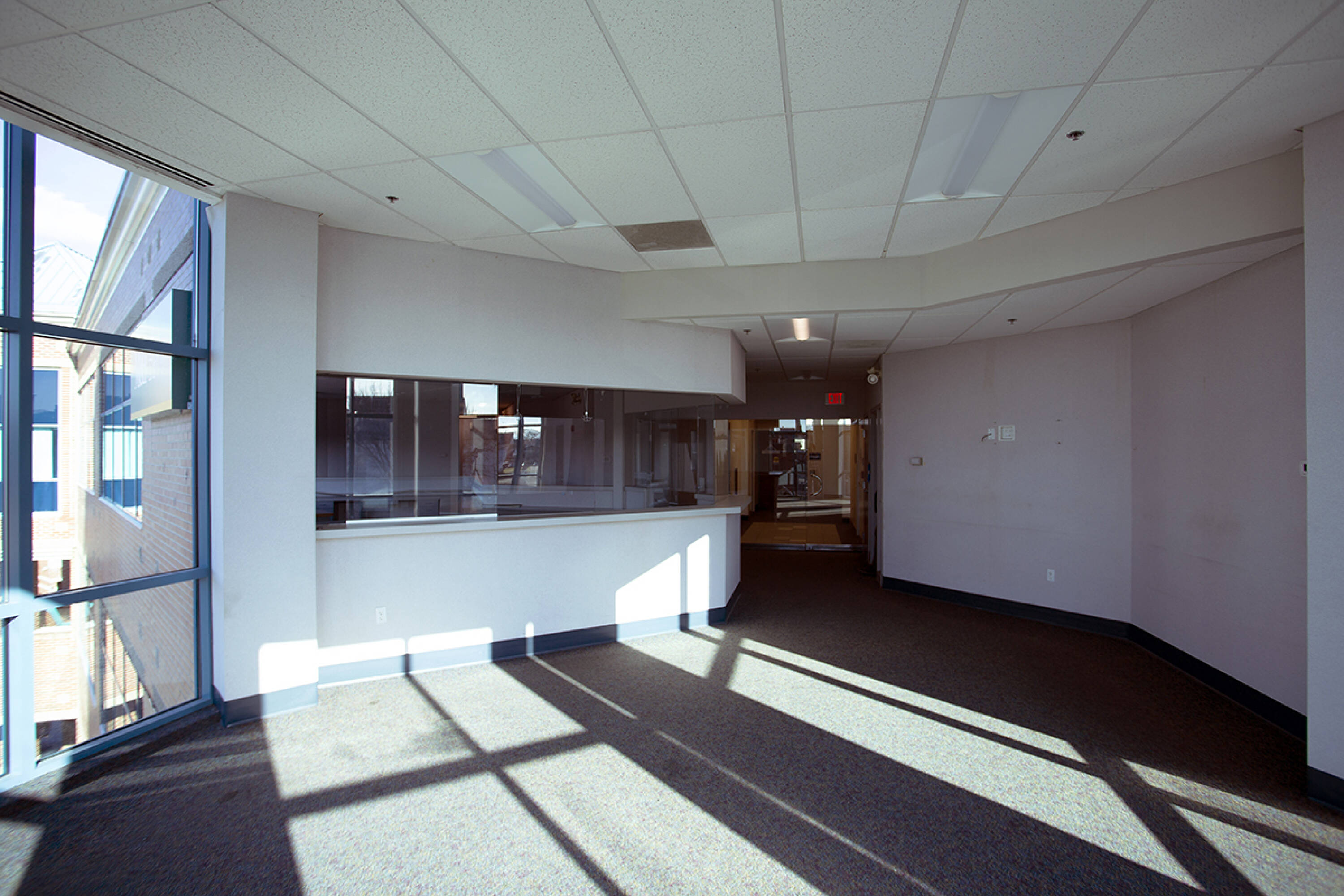 10 St, Lowell, MA 01852