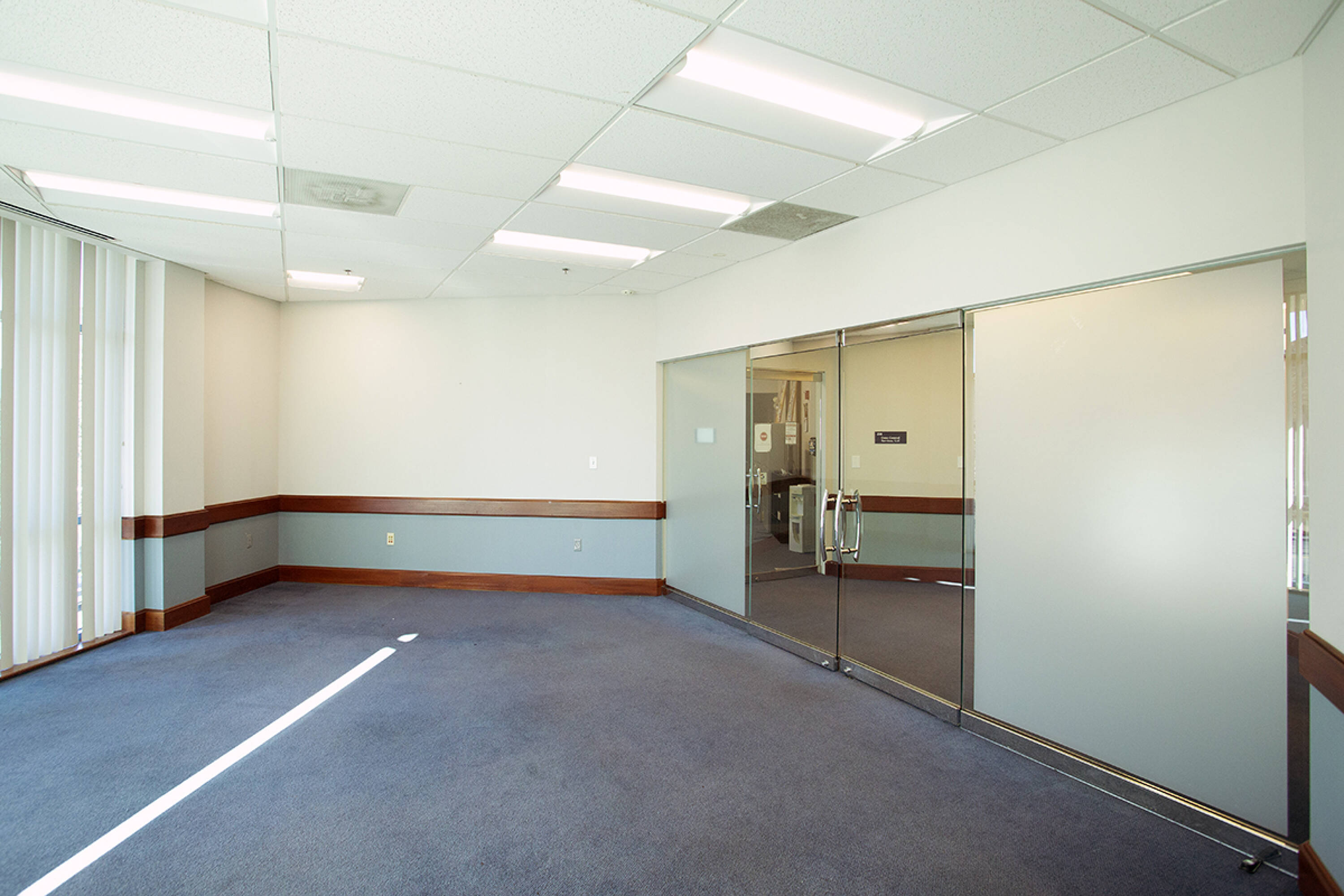 10 St, Lowell, MA 01852