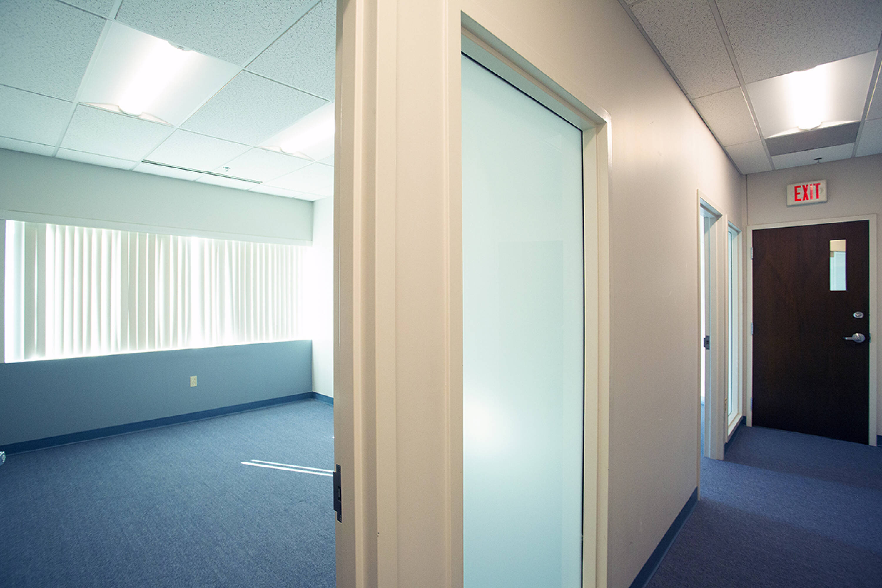 10 St, Lowell, MA 01852