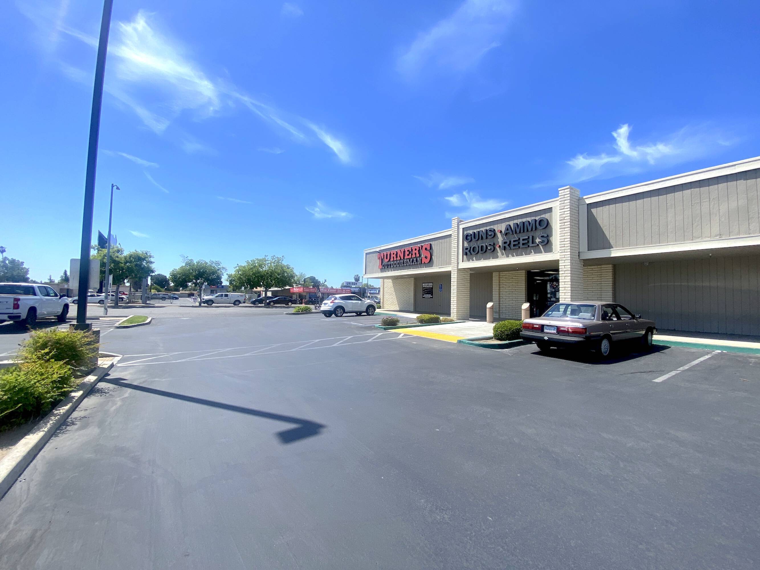 Tvb1867 E Fir Ave Fresno Ca 93720 00 - pvh238d