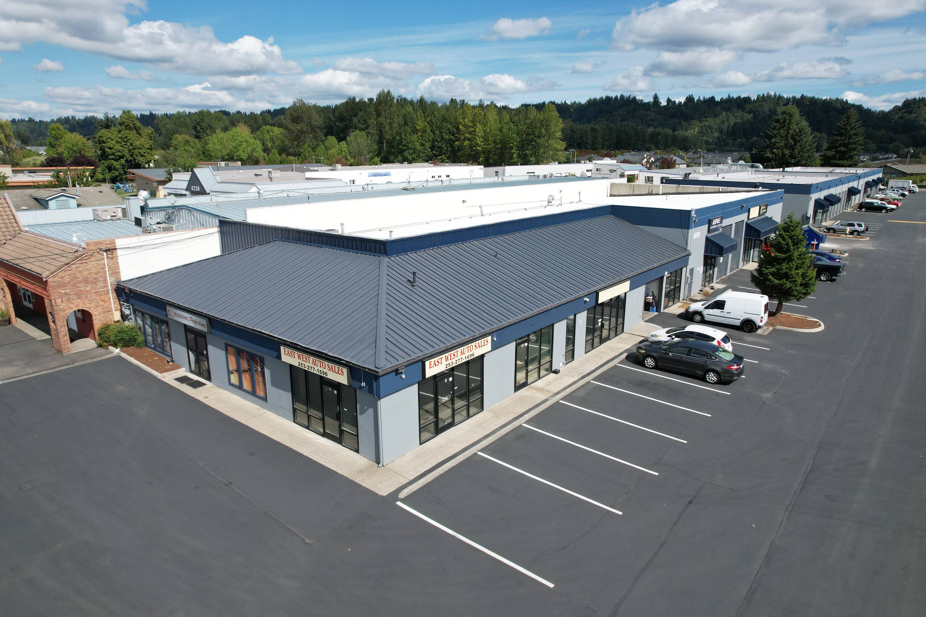 4044 Auburn Way N, Auburn, WA 98002