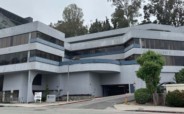 Pictures of Office property located at 3599 Cahuenga Blvd W, Los Angeles, CA 90068 for lease - image #1