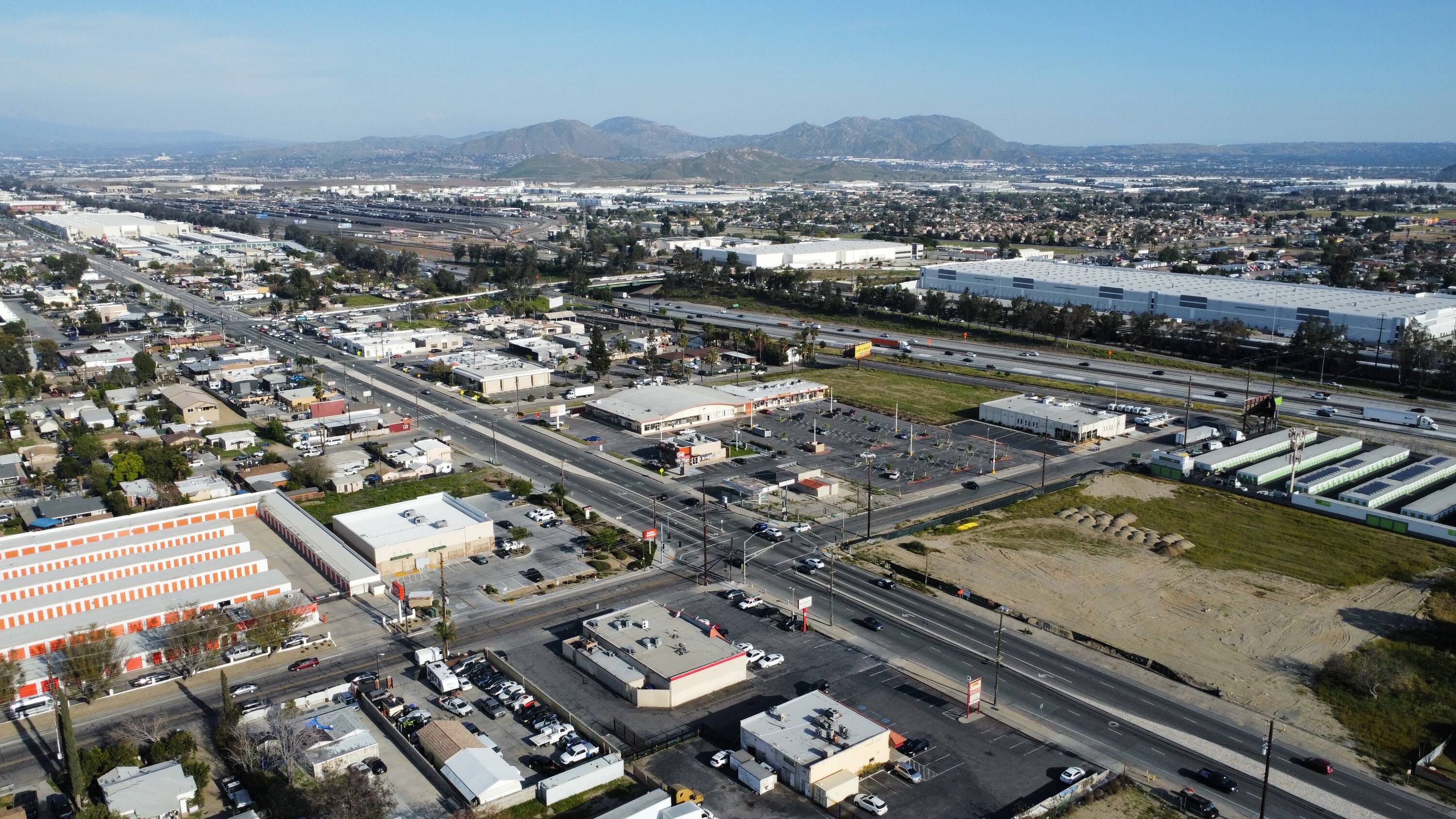 18509 Valley Blvd, Bloomington, CA 92316