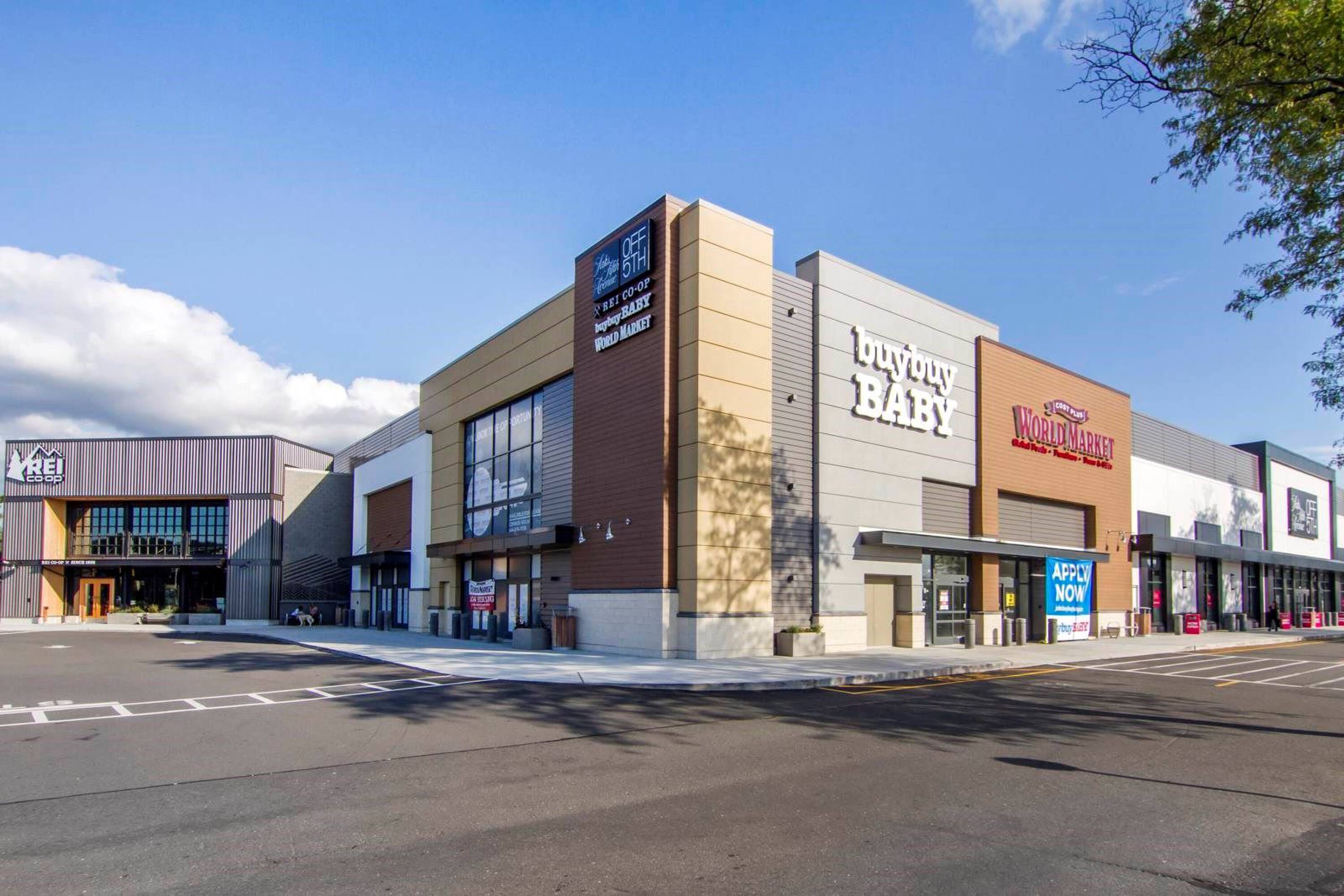 1445 New Britain Ave, West Hartford, CT 06110