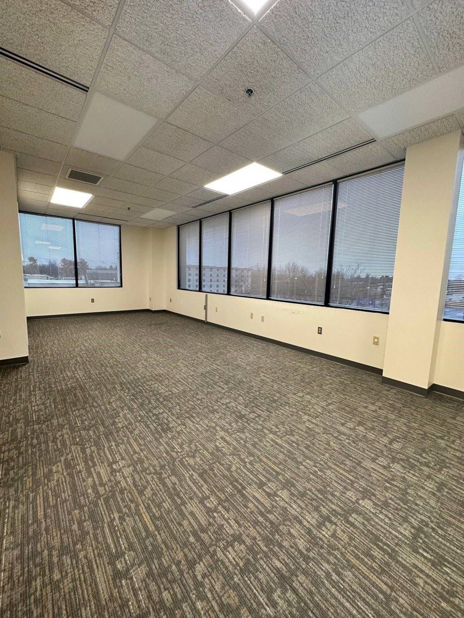 330 Roberts St, East Hartford, CT 06108